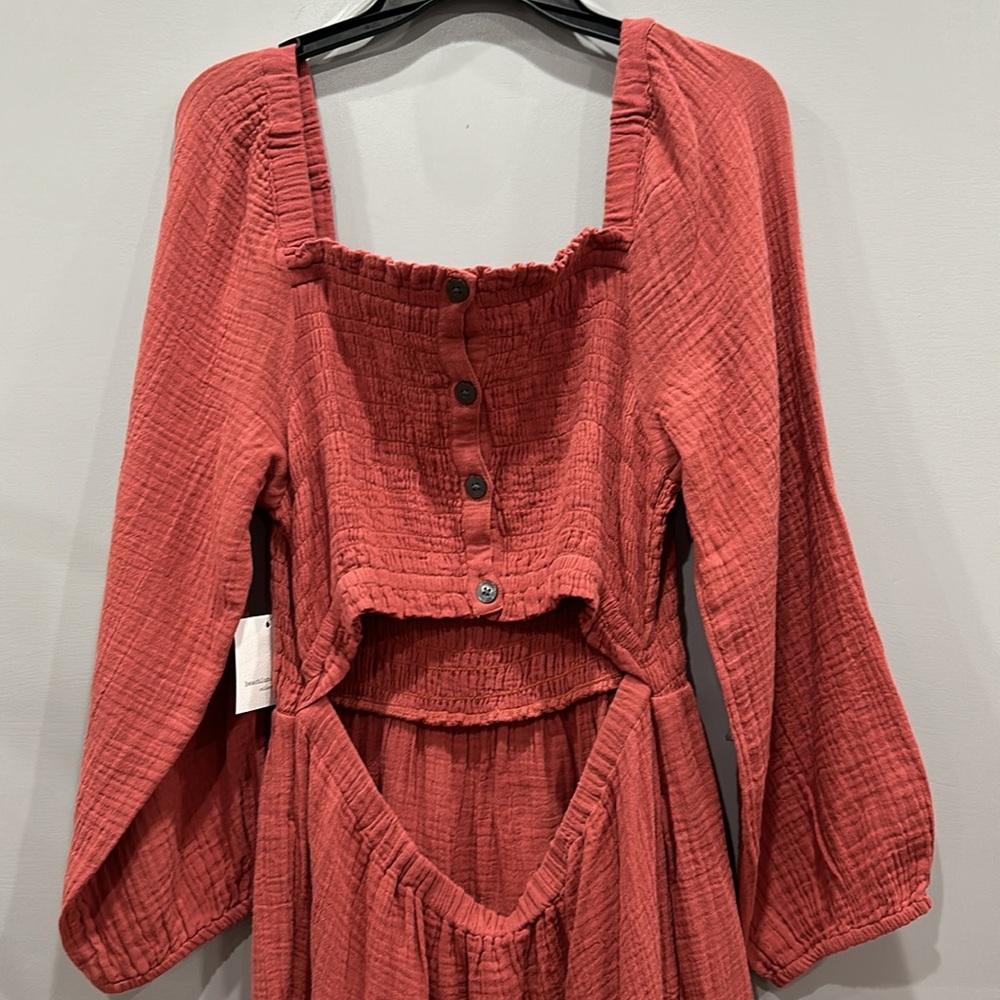 beachlunchlounge Women's Cutout Back Smocked Midi Dress L - Picture 7 of 15